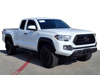 Used 2022 Toyota Tacoma SR image 1