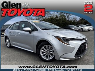 Certified 2024 Toyota Corolla LE image 1
