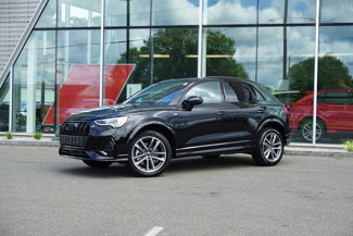 Certified 2025 Audi Q3 2.0T Premium w/ Convenience Package image 1