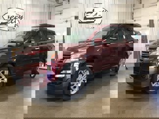Used 2015 Chevrolet Traverse LT image 1