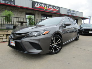 Used 2019 Toyota Camry SE image 1