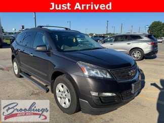 Used 2017 Chevrolet Traverse LS image 1