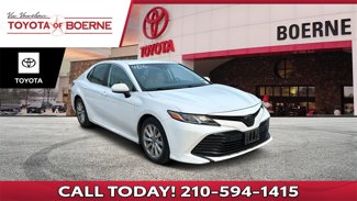 Used 2020 Toyota Camry LE image 1