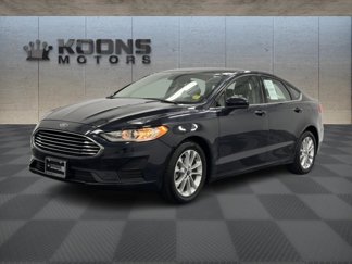 Used 2020 Ford Fusion SE image 1