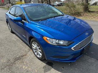 Used 2017 Ford Fusion SE image 1
