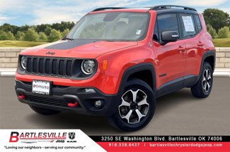Used 2019 Jeep Renegade Trailhawk w/ UConnect 8.4 Nav Group image 1