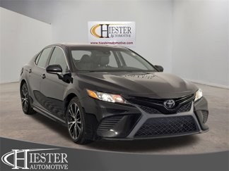 Used 2019 Toyota Camry SE image 1