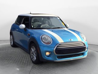 Used 2015 MINI Cooper 2-Door Hardtop image 1