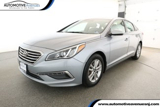 Used 2015 Hyundai Sonata SE w/ Option Group 09 image 1