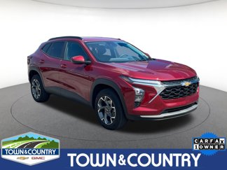 Used 2024 Chevrolet Trax LT w/ Driver Confidence Package image 1