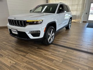 Used 2022 Jeep Grand Cherokee Limited image 1