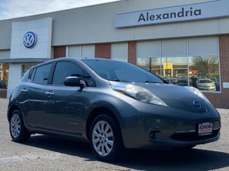 Used 2015 Nissan Leaf S image 1