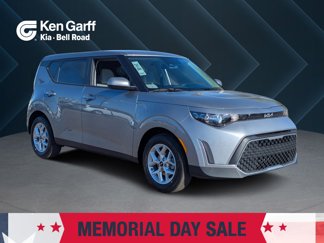 New 2025 Kia Soul LX image 1