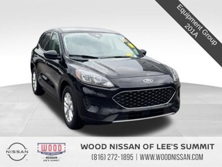 Used 2022 Ford Escape SE image 1