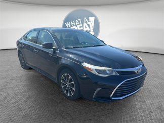 Used 2016 Toyota Avalon XLE Premium image 1