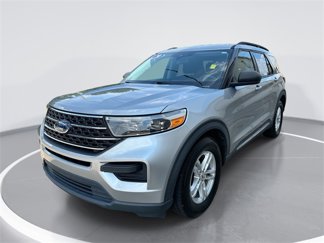 Used 2020 Ford Explorer XLT image 1