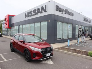 Certified 2023 Nissan Kicks SV image 1