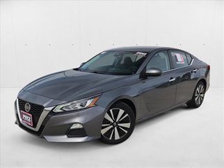 Used 2022 Nissan Altima 2.5 SV video 2