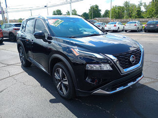 Used 2021 Nissan Rogue Platinum image 1