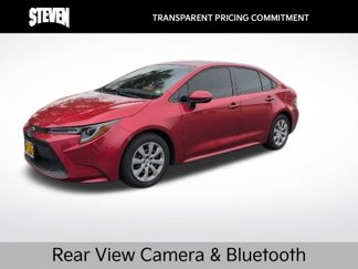 Used 2021 Toyota Corolla LE image 1