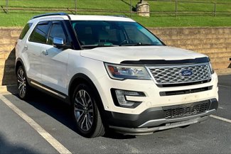Used 2017 Ford Explorer Platinum image 1