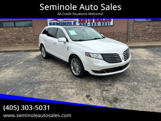 Used 2017 Lincoln MKT AWD w/ Technology Package image 1
