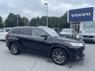 Used 2017 Toyota Highlander XLE image 1