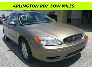 Used 2005 Ford Taurus SEL image 1