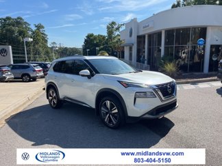Used 2023 Nissan Rogue SL w/ SL Premium Package image 1