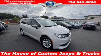 Used 2017 Chrysler Pacifica Touring video 1