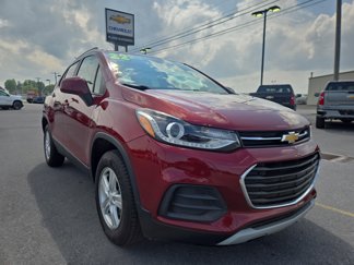 Used 2022 Chevrolet Trax LT w/ Driver Confidence Package image 1