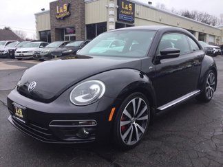 Used 2013 Volkswagen Beetle R-Line image 1