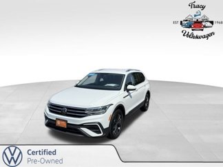 Certified 2024 Volkswagen Tiguan SE image 1