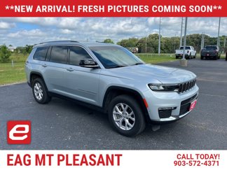 Used 2022 Jeep Grand Cherokee L Limited w/ Luxury Tech Group II image 1