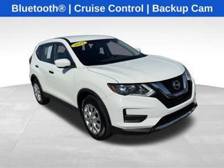 Used 2017 Nissan Rogue S image 1