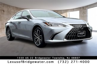 Certified 2024 Lexus ES 350 w/ Premium Package image 1