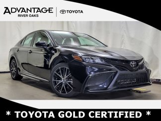 Certified 2022 Toyota Camry SE image 1