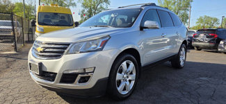 Used 2017 Chevrolet Traverse LT w/ Style and Technology Package image 1