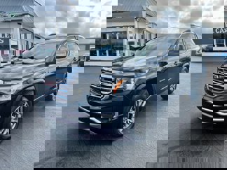 Used 2019 GMC Acadia SLE w/ Driver Alert Package I image 1