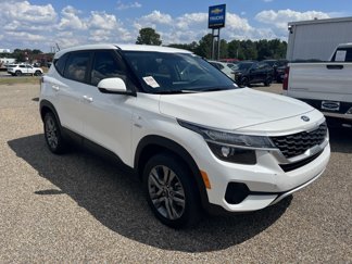 Used 2021 Kia Seltos LX image 1