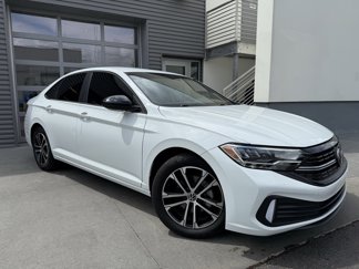 Used 2024 Volkswagen Jetta Sport image 1