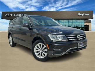 Used 2019 Volkswagen Tiguan SE image 1
