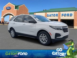 Used 2023 Chevrolet Equinox LS image 1