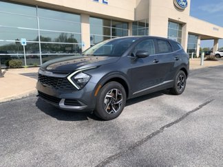 Used 2023 Kia Sportage LX image 1