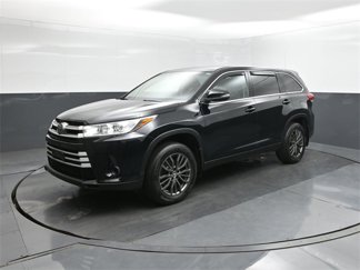 Used 2019 Toyota Highlander LE image 1