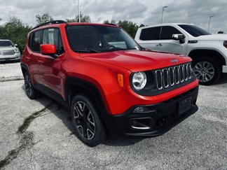 Used 2015 Jeep Renegade Latitude w/ Cold Weather Group II image 1