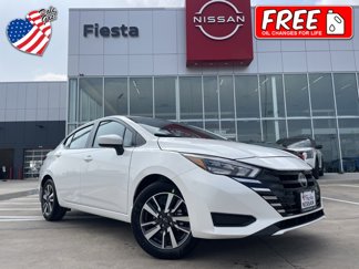 New 2025 Nissan Versa SV w/ Trunk Package image 1