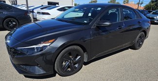 Used 2023 Hyundai Elantra SEL image 1