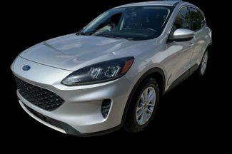Used 2020 Ford Escape SE image 1