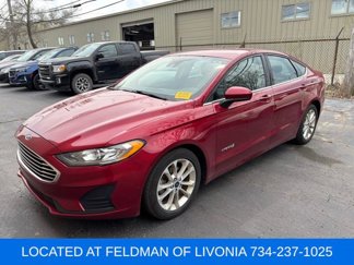 Used 2019 Ford Fusion SE image 1
